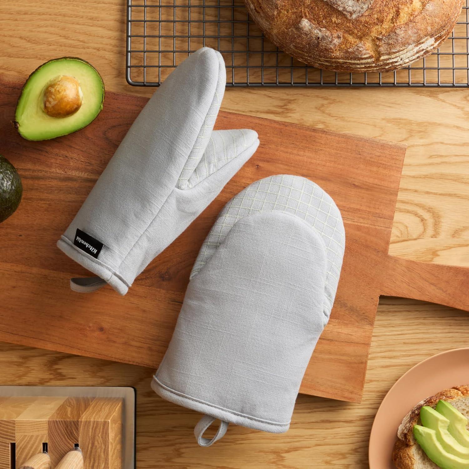 imageKITCHENAID Gourmet Series Gridlines Mini Oven Mitts 2Pack Set Heat Resistant up to 600F Soft Silicone Grip Magnetic Cuff Dried Rose 55quotx9quotMatte Grey