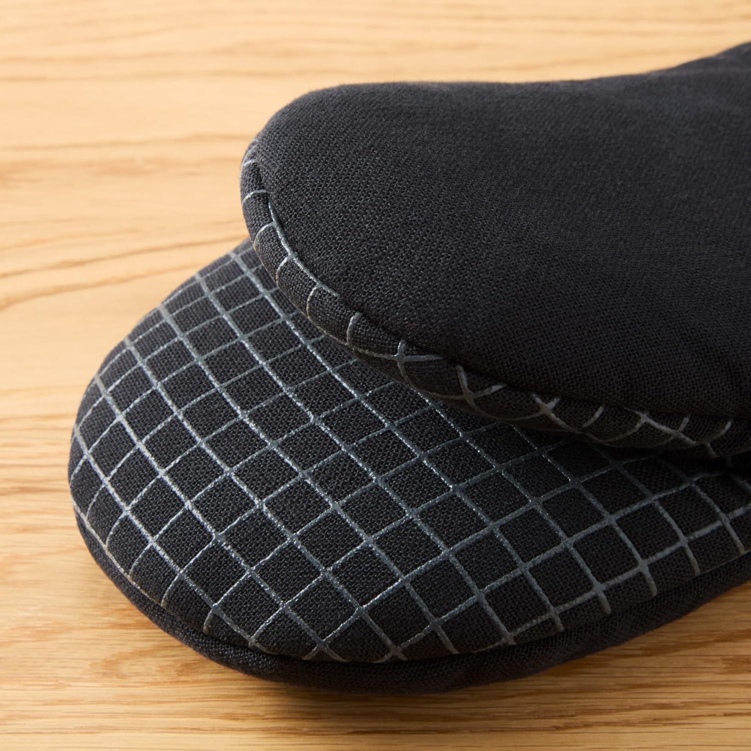 imageKITCHENAID Gourmet Series Gridlines Mini Oven Mitts 2Pack Set Heat Resistant up to 600F Soft Silicone Grip Magnetic Cuff Dried Rose 55quotx9quotMatte Black