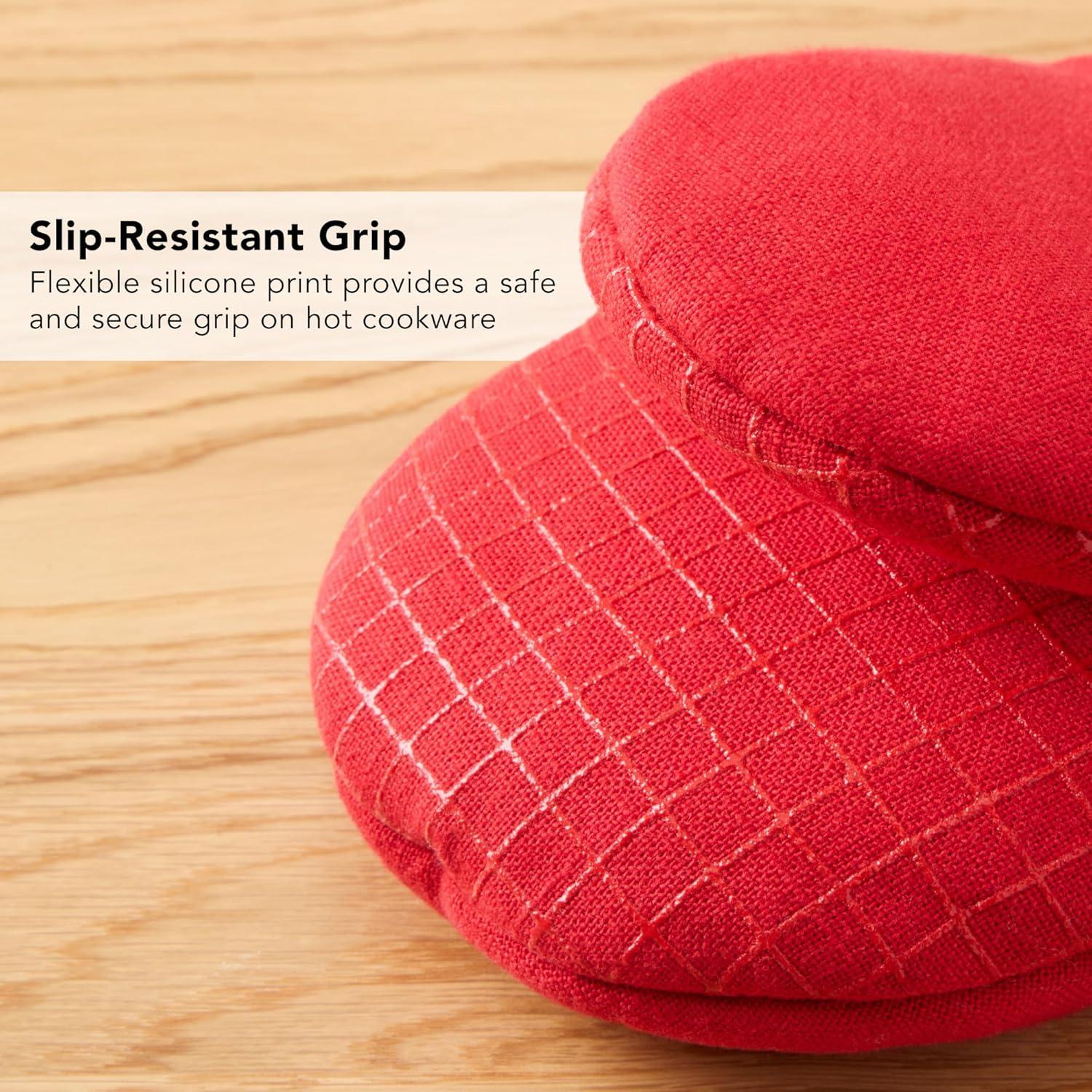 imageKITCHENAID Gourmet Series Gridlines Mini Oven Mitts 2Pack Set Heat Resistant up to 600F Soft Silicone Grip Magnetic Cuff Dried Rose 55quotx9quotPassion Red