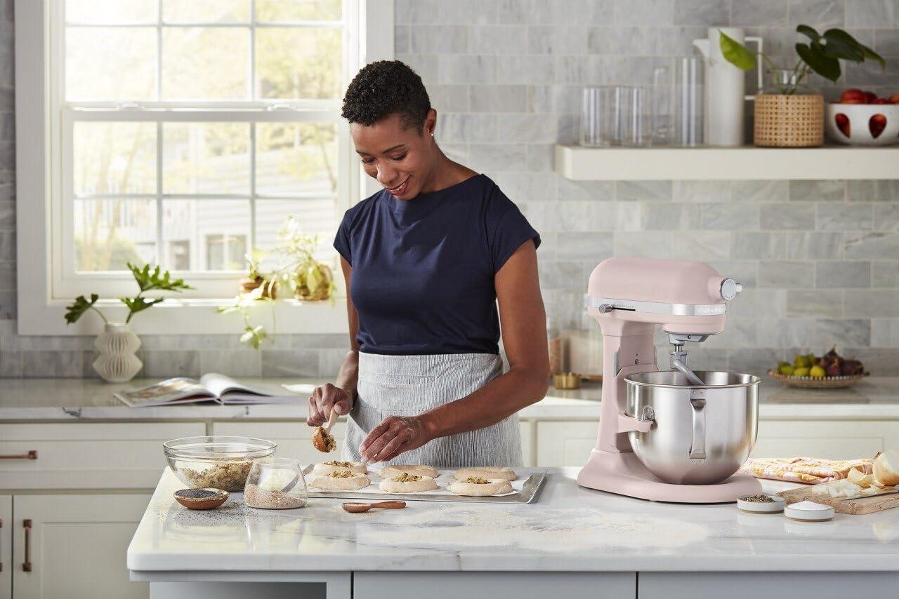 imageKitchenAid 7 Quart BowlLift Stand MixerMatte Dried Rose