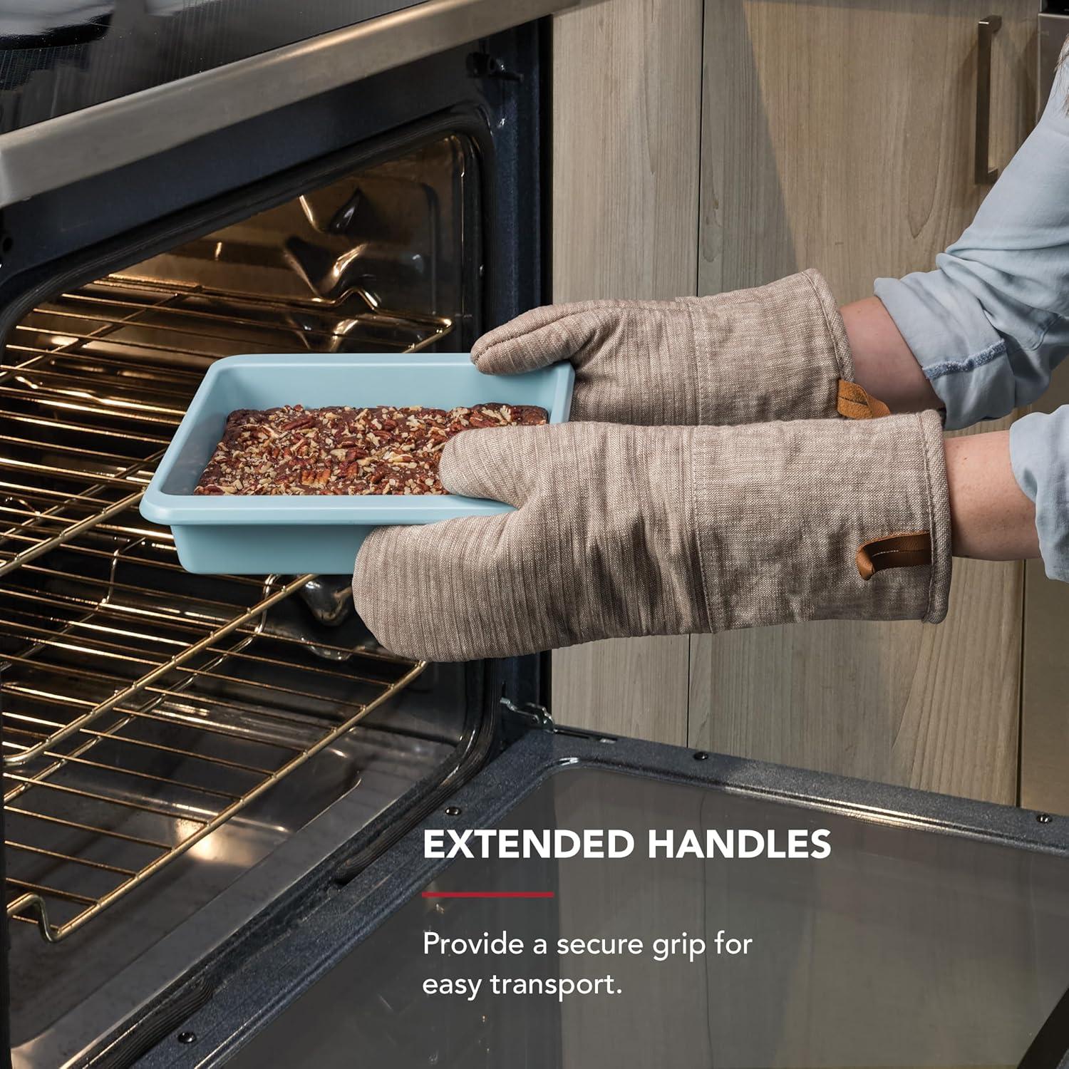 imageKitchenAid 9in Nonstick Aluminized Steel Square Cake Pan Mineral WaterMineral Water