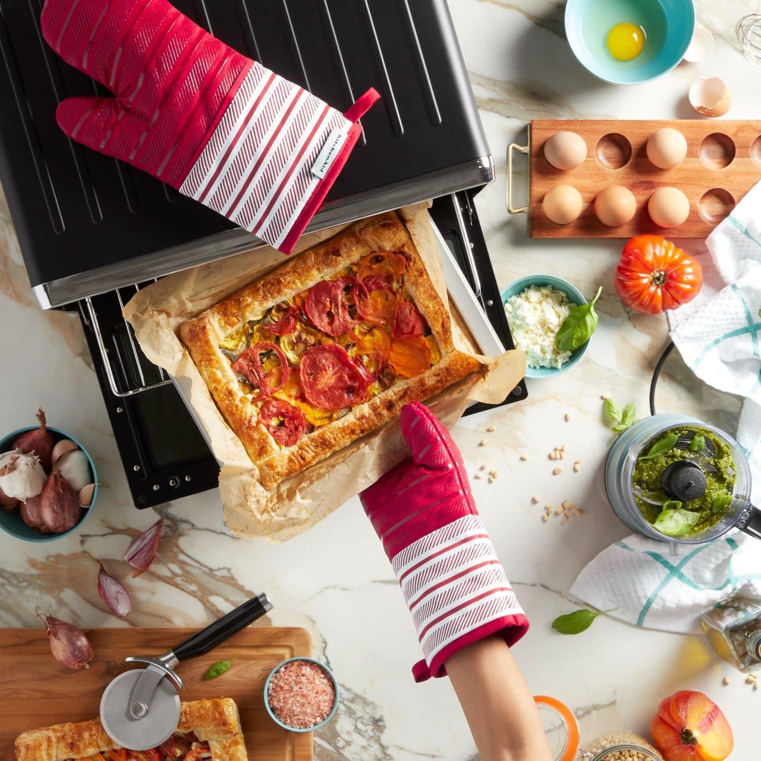 imageKitchenAid Albany Oven Mitt 2Pack Set Aqua Sky 7quotx13quotPassion Red