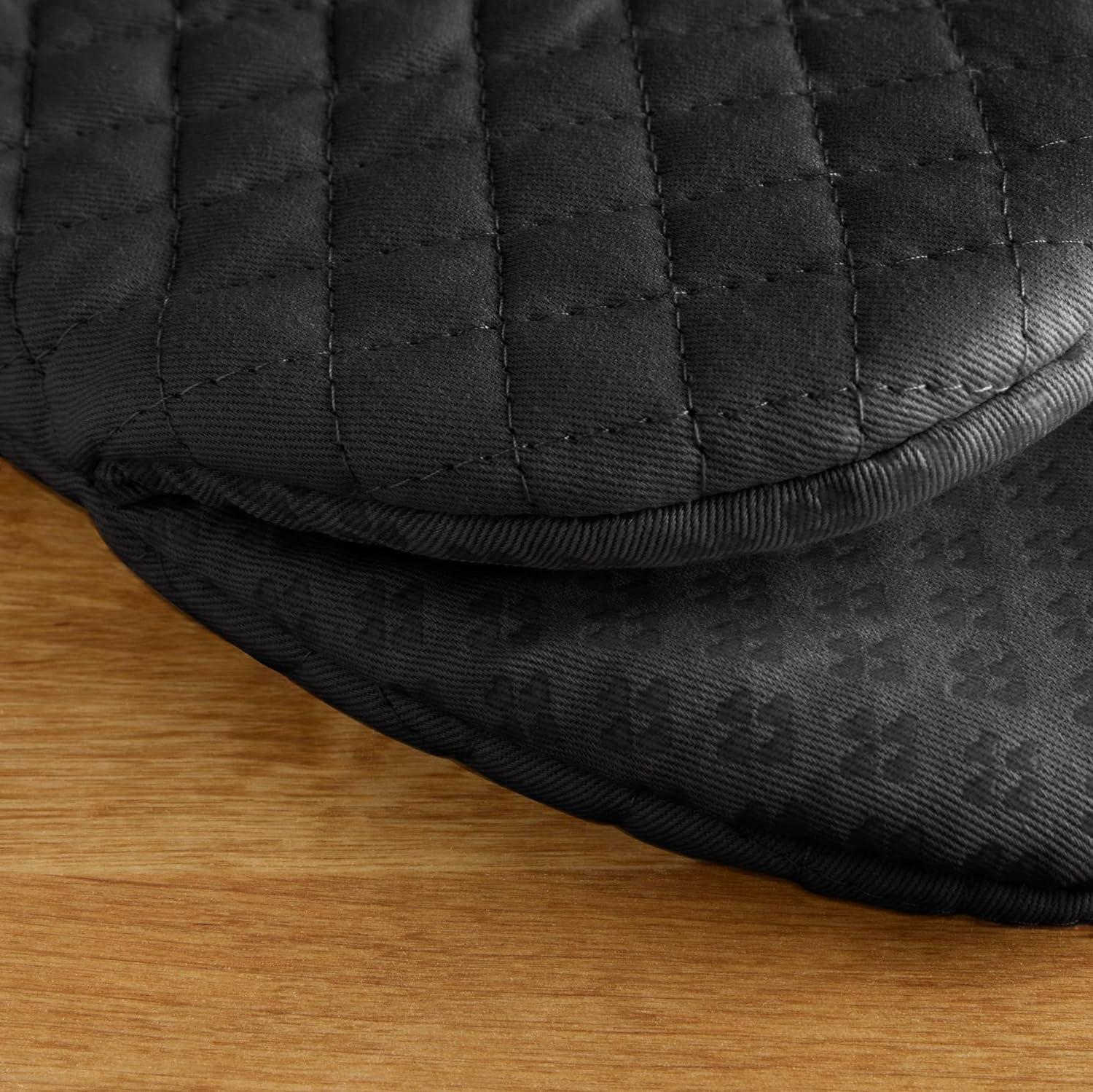 imageKitchenAid Asteroid Mini Oven Mitt Set 55quotx8quot Dried Rose 2 PieceBlack