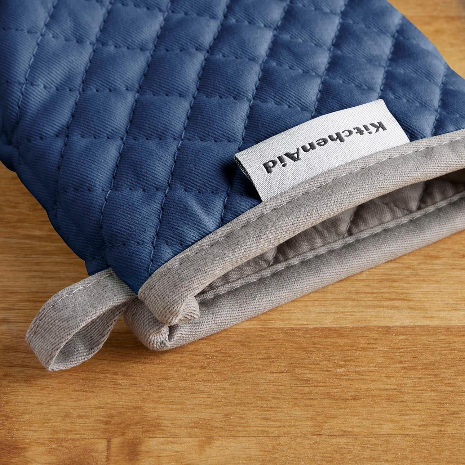 imageKitchenAid Asteroid Mini Oven Mitt Set 55quotx8quot Dried Rose 2 PieceBlue Willow