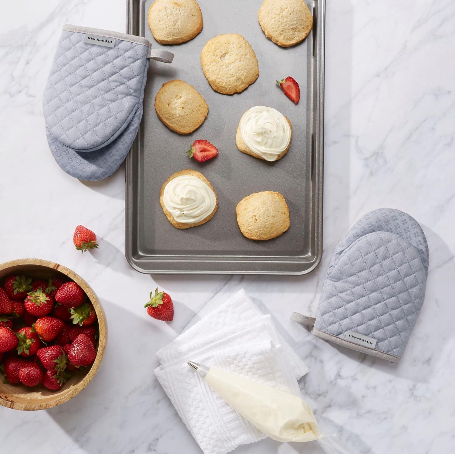 imageKitchenAid Asteroid Mini Oven Mitt Set 55quotx8quot Dried Rose 2 PieceLavender Cream