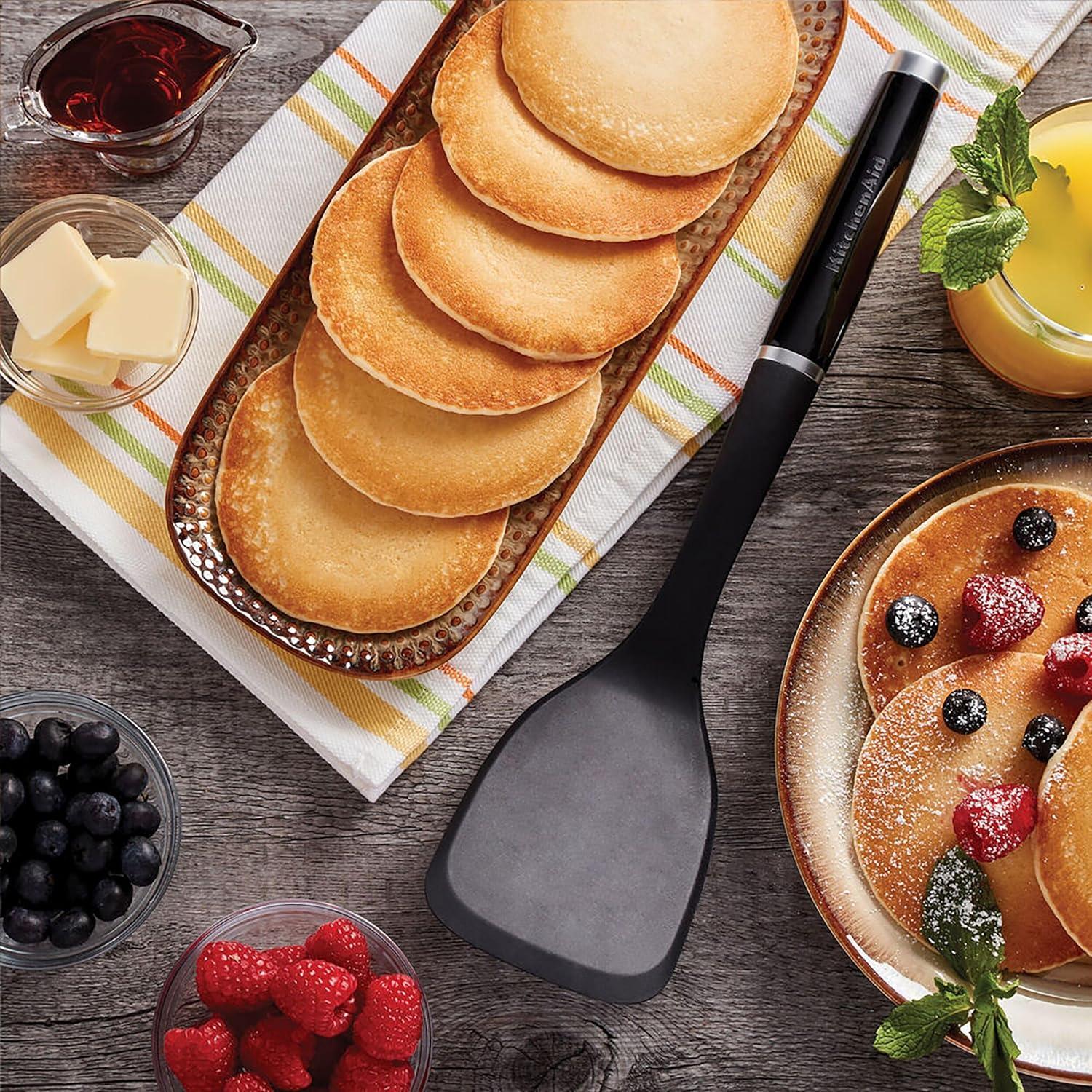 imageKitchenAid Soft Classic Short TurnerBlack