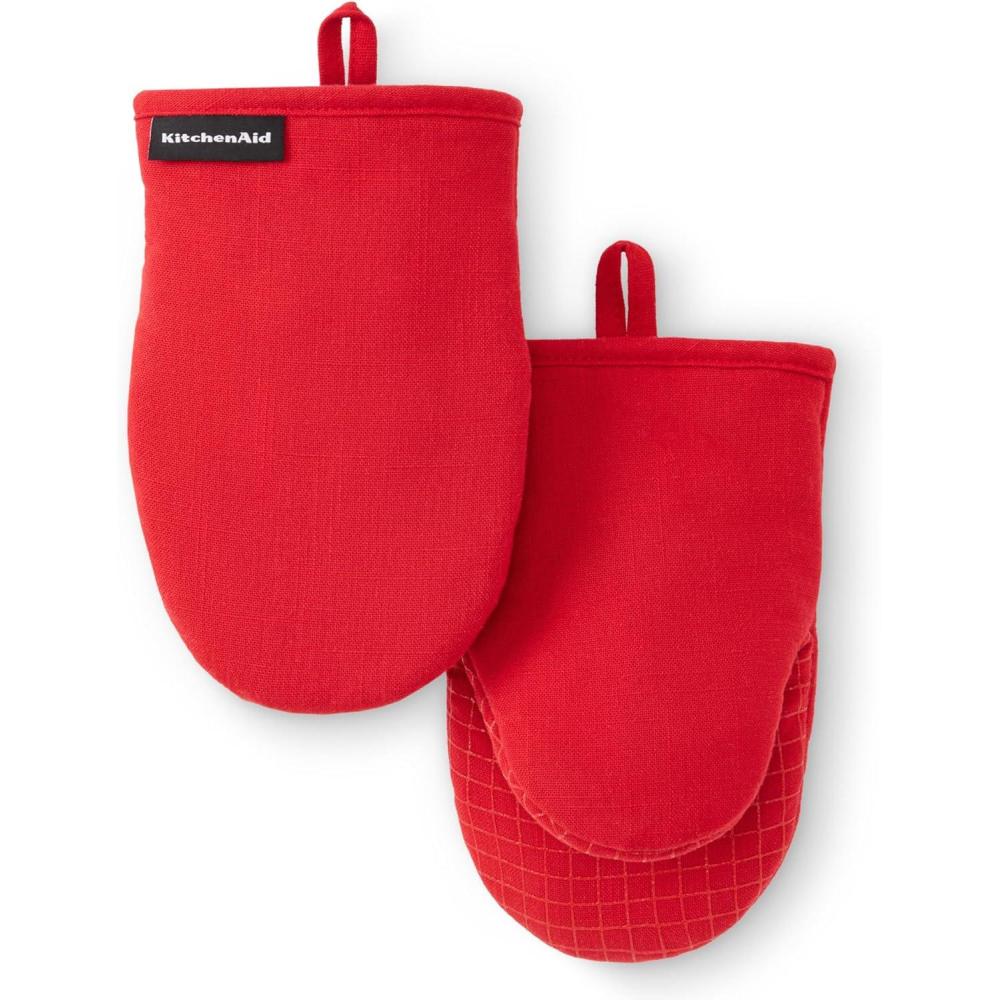 imageKITCHENAID Gourmet Series Gridlines Mini Oven Mitts 2Pack Set Heat Resistant up to 600F Soft Silicone Grip Magnetic Cuff Dried Rose 55quotx9quotPassion Red
