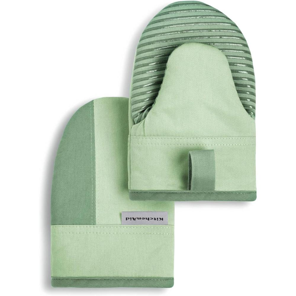imageKitchenAid Beacon TwoTone NonSlip Mini Oven Mitt Set Aqua Sky 55quotx8quot 2 PiecePistachioGraphite Green