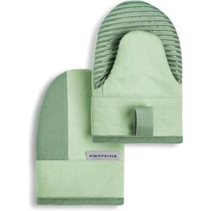 KitchenAid Beacon Two-Tone Non-Slip Mini Oven Mitt Set, Aqua Sky, 5.5″x8″, 2 Piece(Pistachio/Graphite Green)