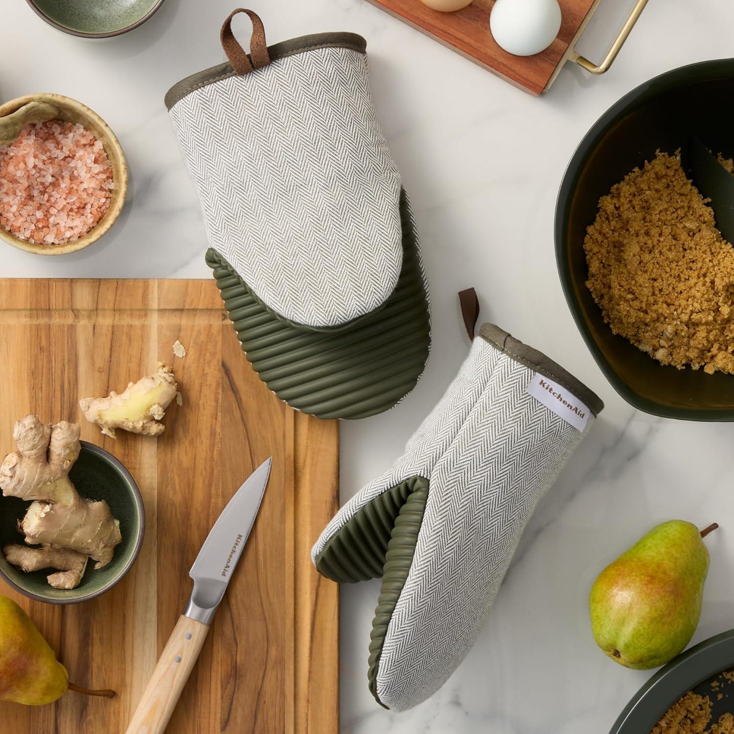 imageKITCHENAID Evergreen Design Series Herringbone Ribbed Soft Silicone Mini Oven Mitts 2Pack Set Heat Resistant up to 500F Flexible ampamp Waterproof Deep Forest Green 55quotx9quot