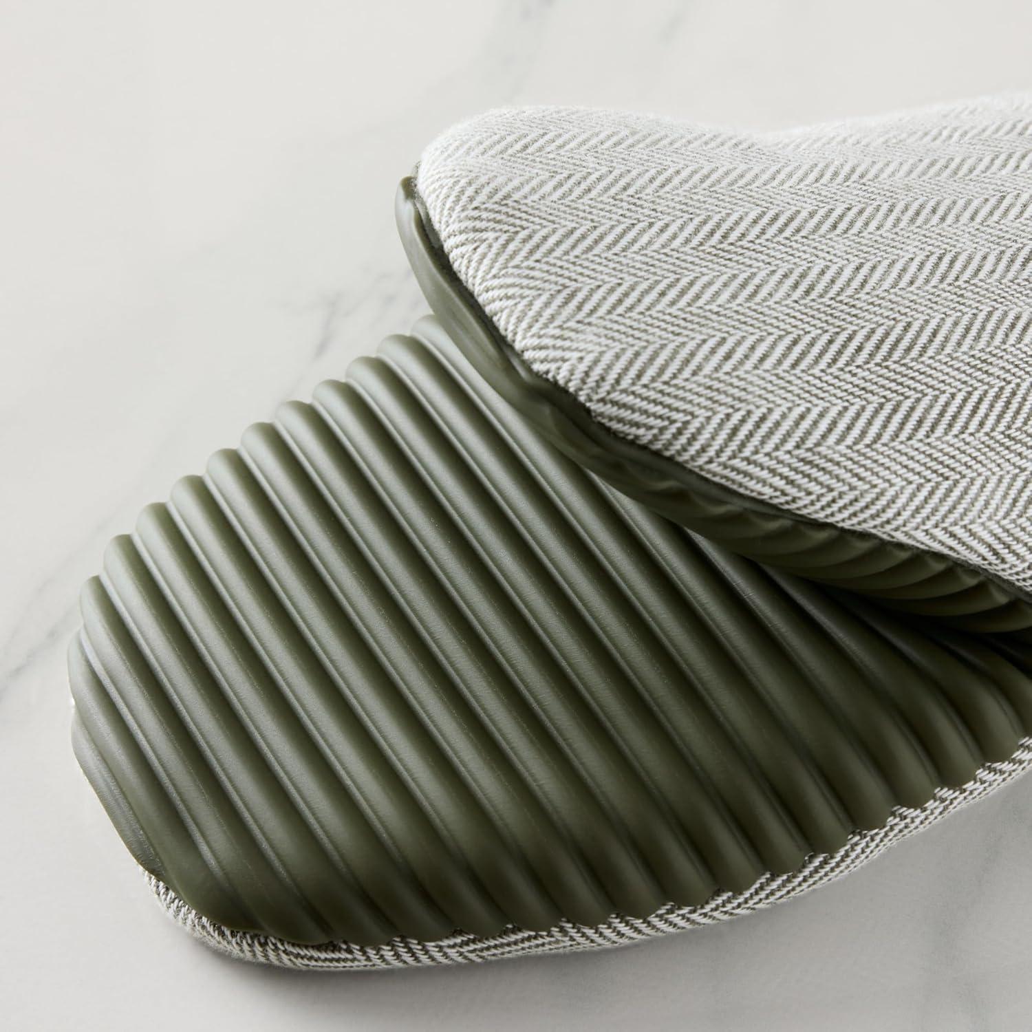 imageKITCHENAID Evergreen Design Series Herringbone Ribbed Soft Silicone Mini Oven Mitts 2Pack Set Heat Resistant up to 500F Flexible ampamp Waterproof Deep Forest Green 55quotx9quot