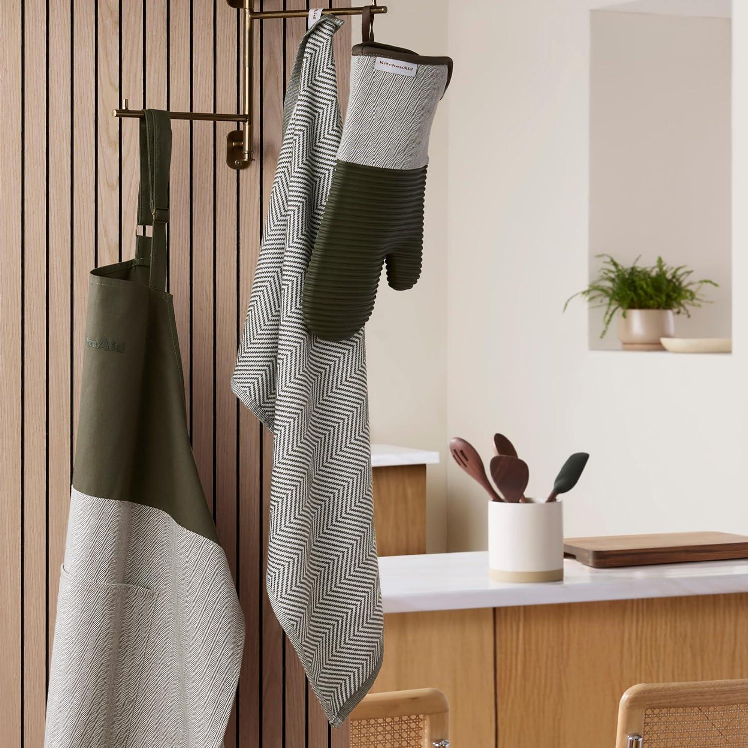 imageKitchenAid Evergreen Design Series Herringbone Apron 100 Cotton Adjustable Straps Deep Forest Green 32x28