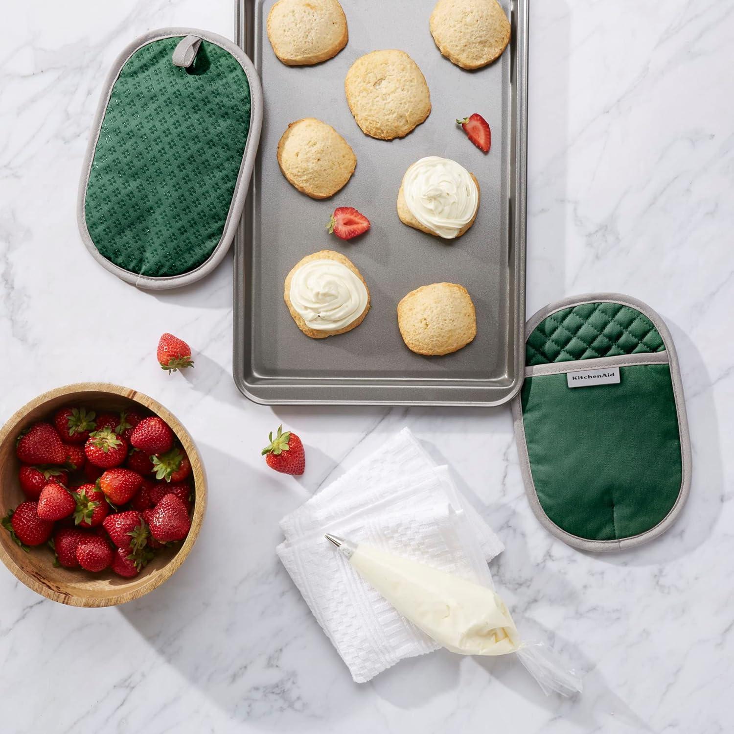 imageKitchenAid Asteroid Pot Holder 2Pack Set Charcoal Grey 65x10Dark Green